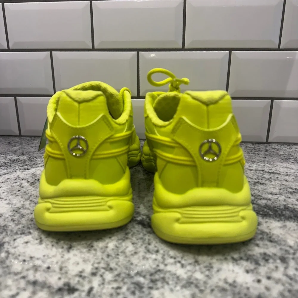 Puma Womens 7.5 Mercedes-AMG Petronas F1 RS-Connect Yellow Sneakers 306842-01